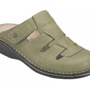 Finn Comfort Java Sandal in 39 in color Selina Oasis